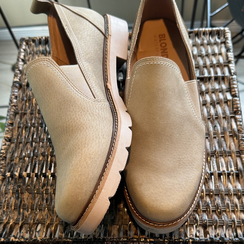 Blondo Phoebe Waterproof Beige Slip-On Leather Loafers Women’s Size 10 - Picture 2 of 10